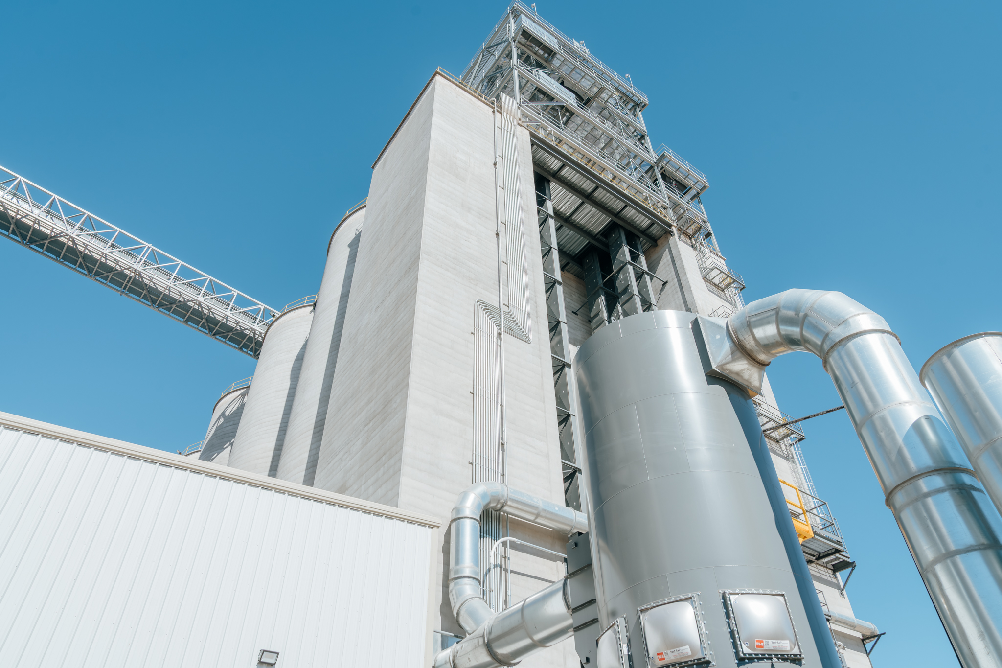 MKC Lyons grain processing facility - Complete electrical design and construction for advanced automation systems in 55,000 sq. ft. processing plant